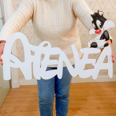 letrero nombre y dibujo silvestre baby